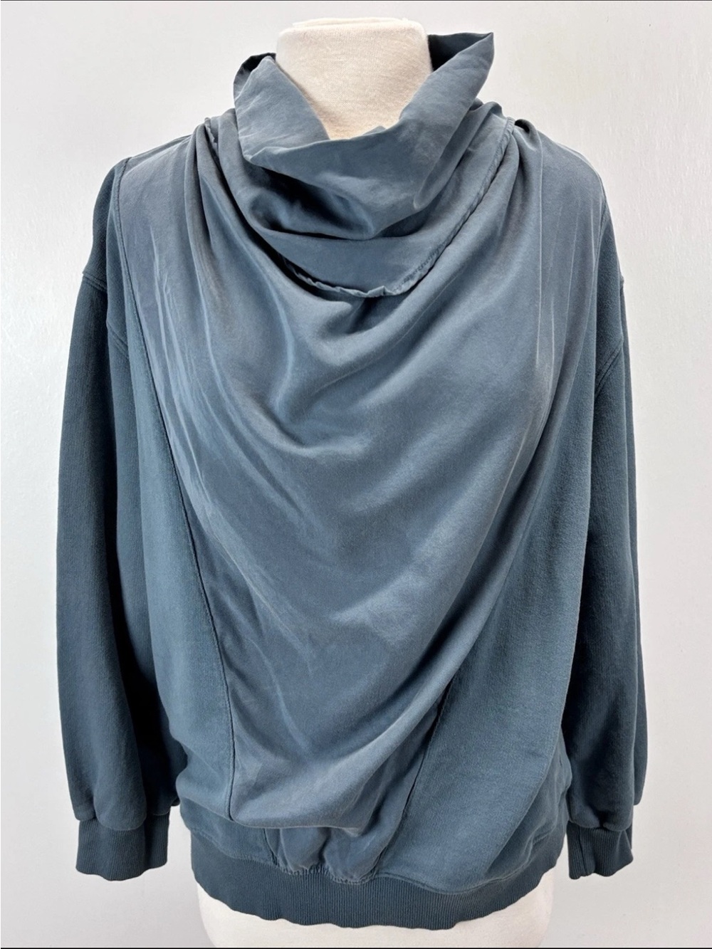 Zara Draped Cowl Neck Sweatshirt Sz Small Women's Blue Oversized
Marant Designed
